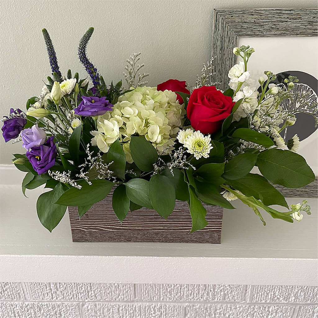Sweet Magnolia Bouquet – Upscale Flowers, Clayton NJ