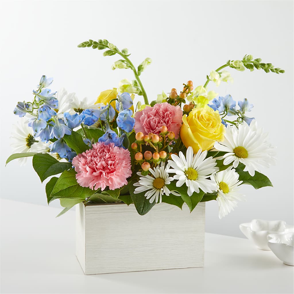 Sun Salutation Box Bouquet – Upscale Flowers, Clayton NJ