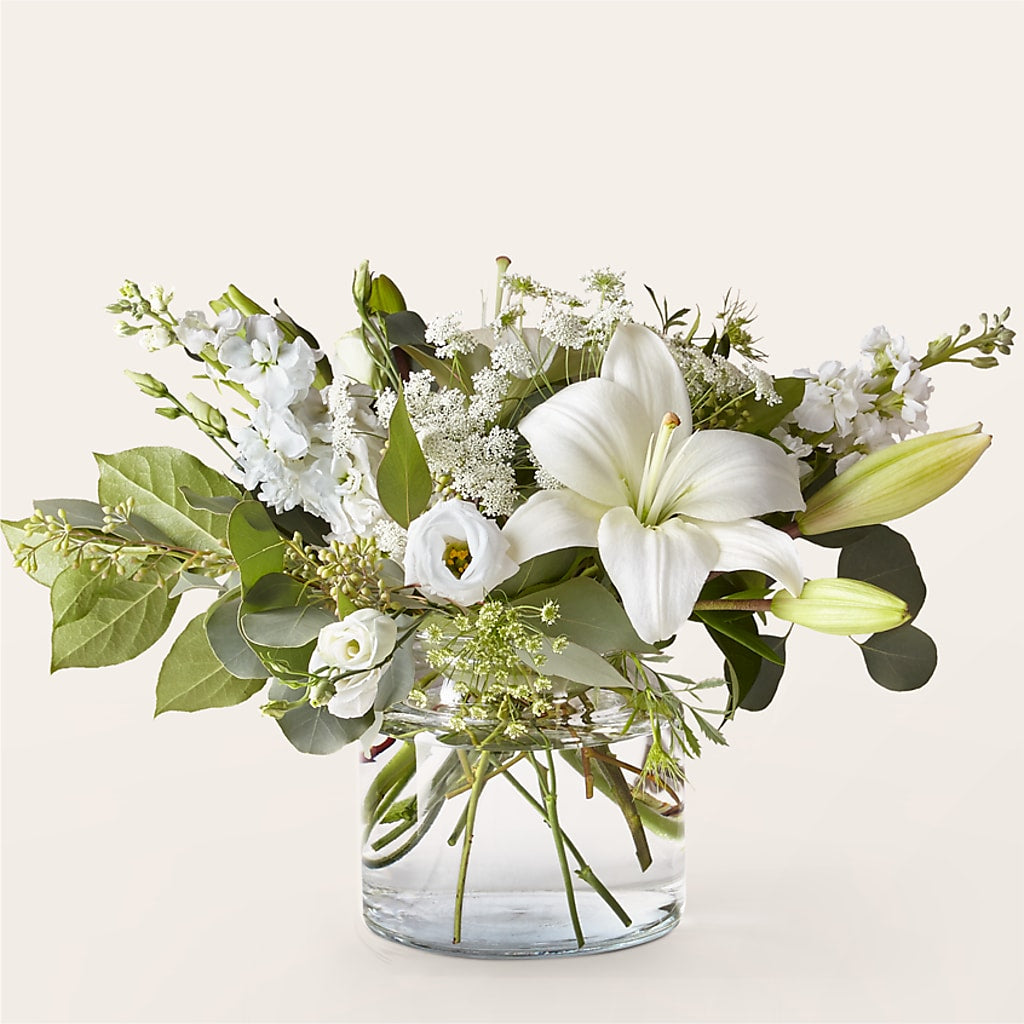 Alluring Elegance Bouquet – Upscale Flowers, Clayton NJ
