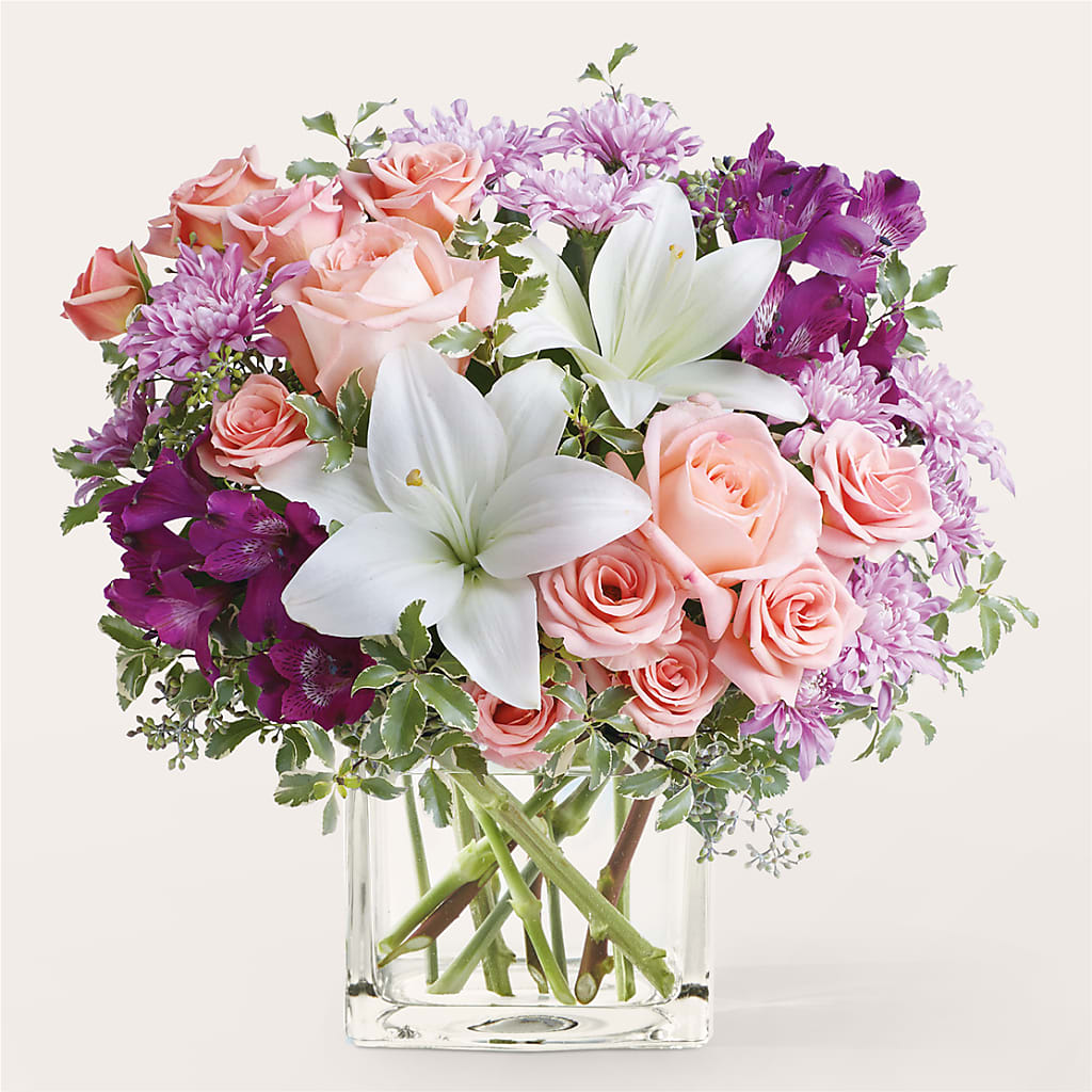 Mani Pedi Bouquet – Upscale Flowers, Clayton NJ
