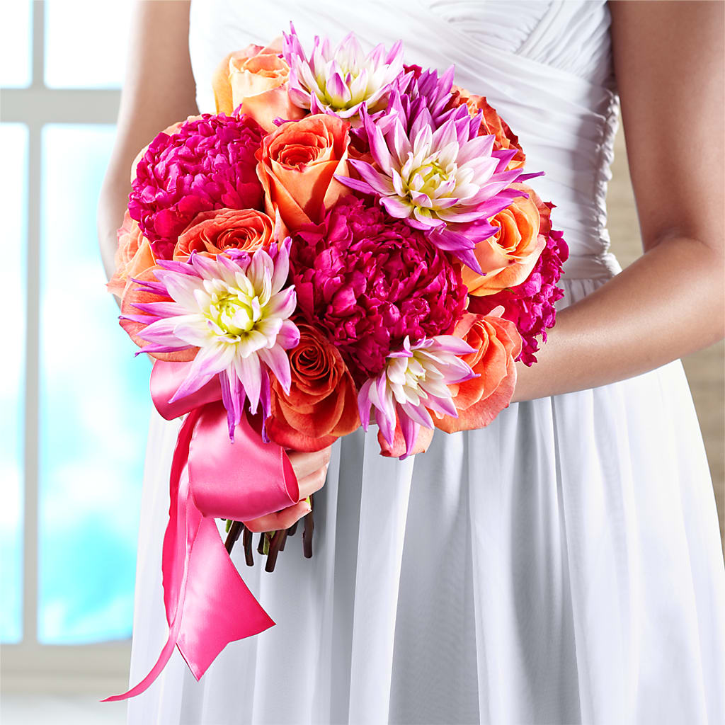 New Love Bouquet – Upscale Flowers, Clayton NJ