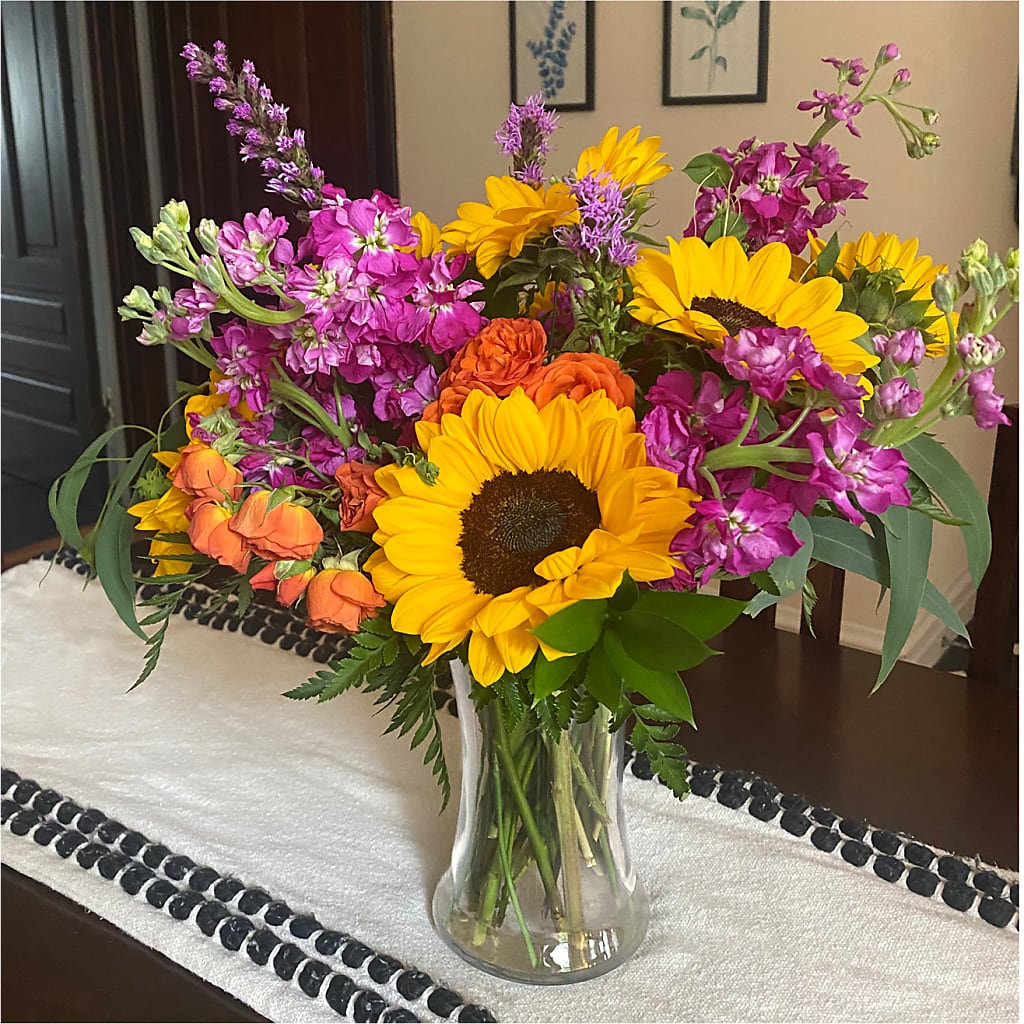Rays of Life Bouquet –  Upscale Flowers, Clayton NJ