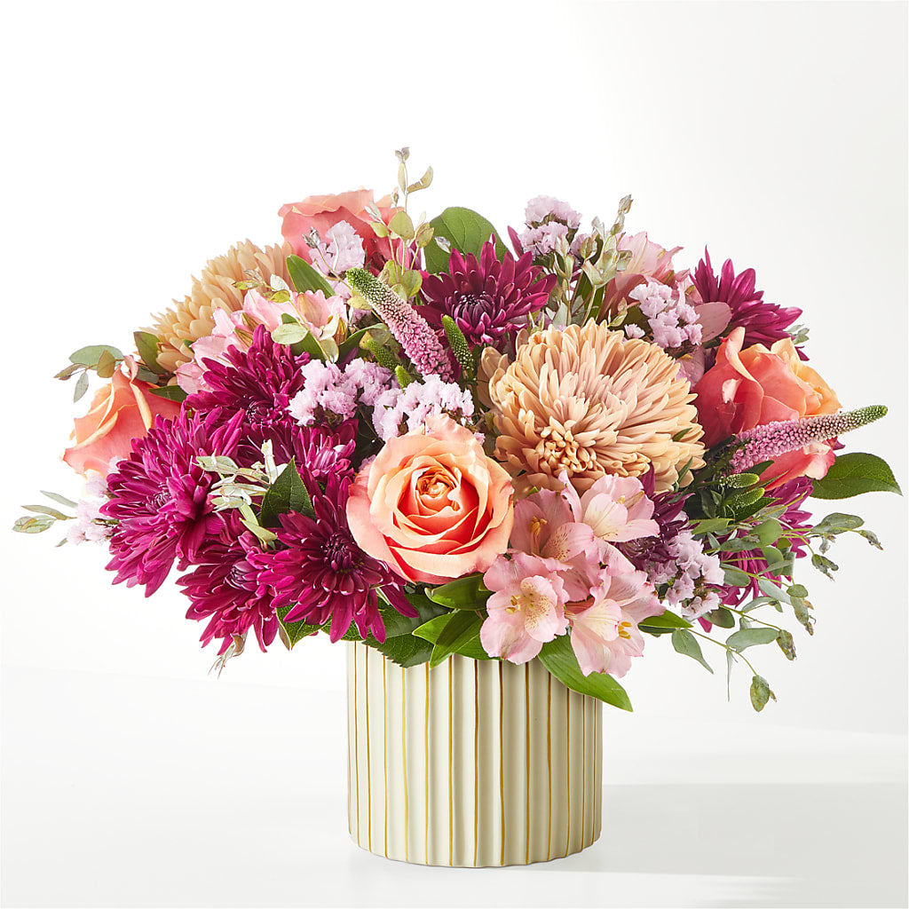 Berry Cobbler Bouquet with Ivory Vase –  Upscale Flowers, Clayton NJ