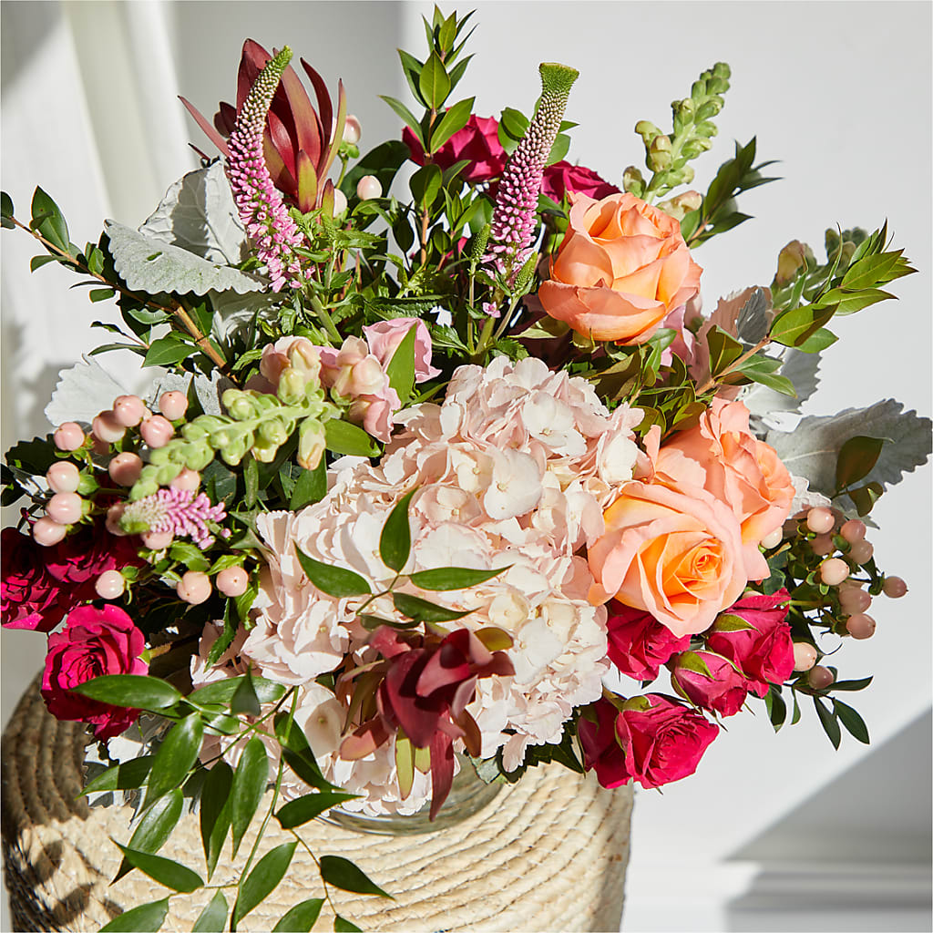Glitz & Glam Bouquet –  Upscale Flowers, Clayton NJ