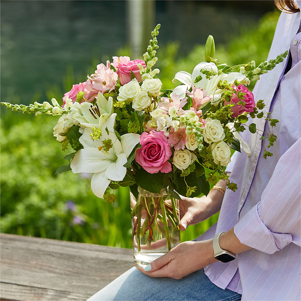 Fondly Bouquet –  Upscale Flowers, Clayton NJ